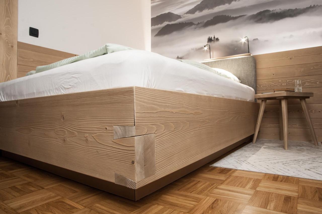 Guesthouse Pri Zalogarju Zelezniki Luaran gambar