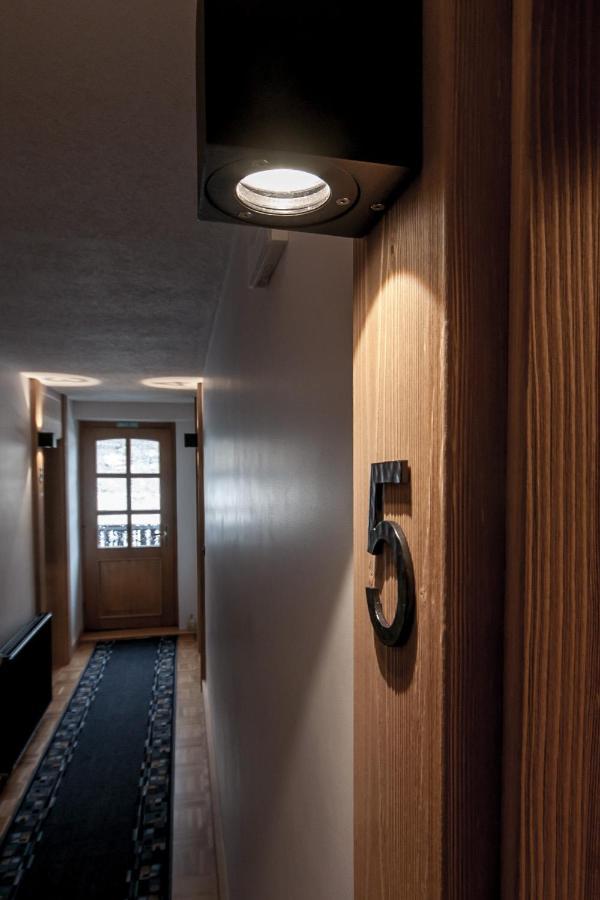 Guesthouse Pri Zalogarju Zelezniki Luaran gambar